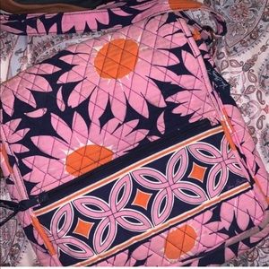 Vera Bradley LG Loves Me Mailbag Crossbody Purse